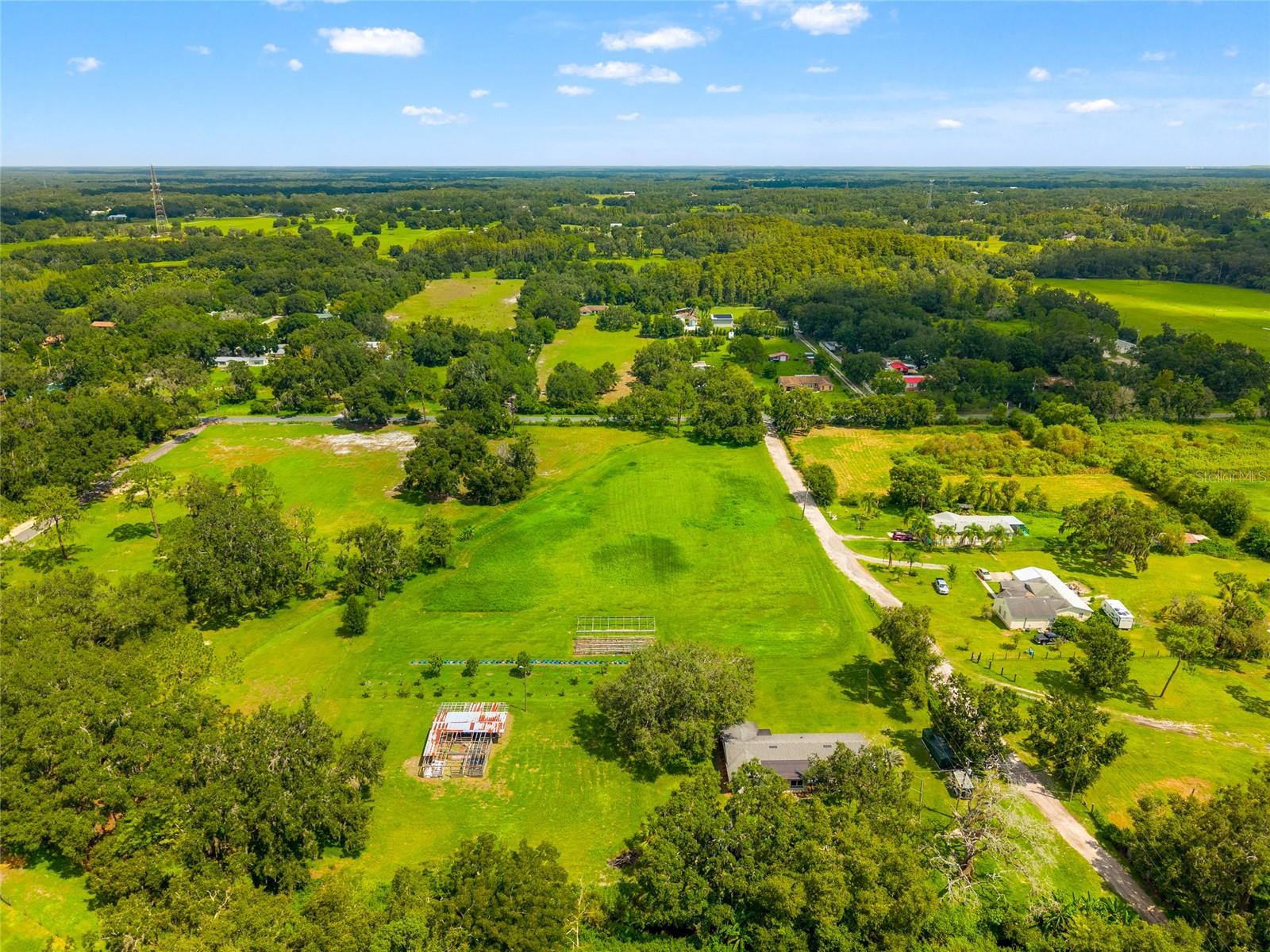 10 acres....so much land