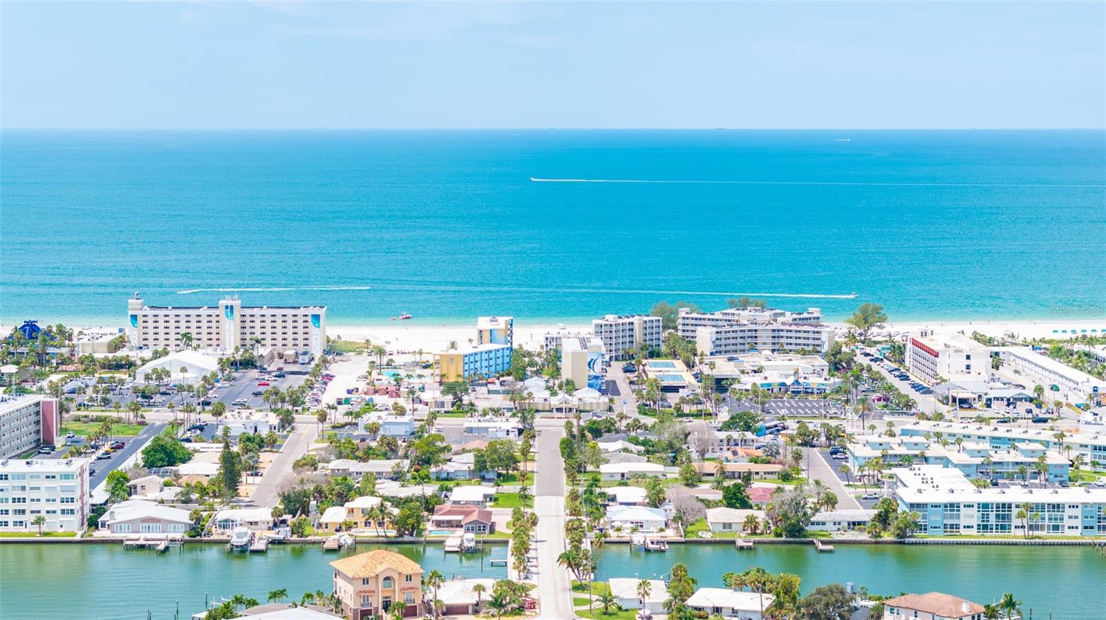 Easy access to beach