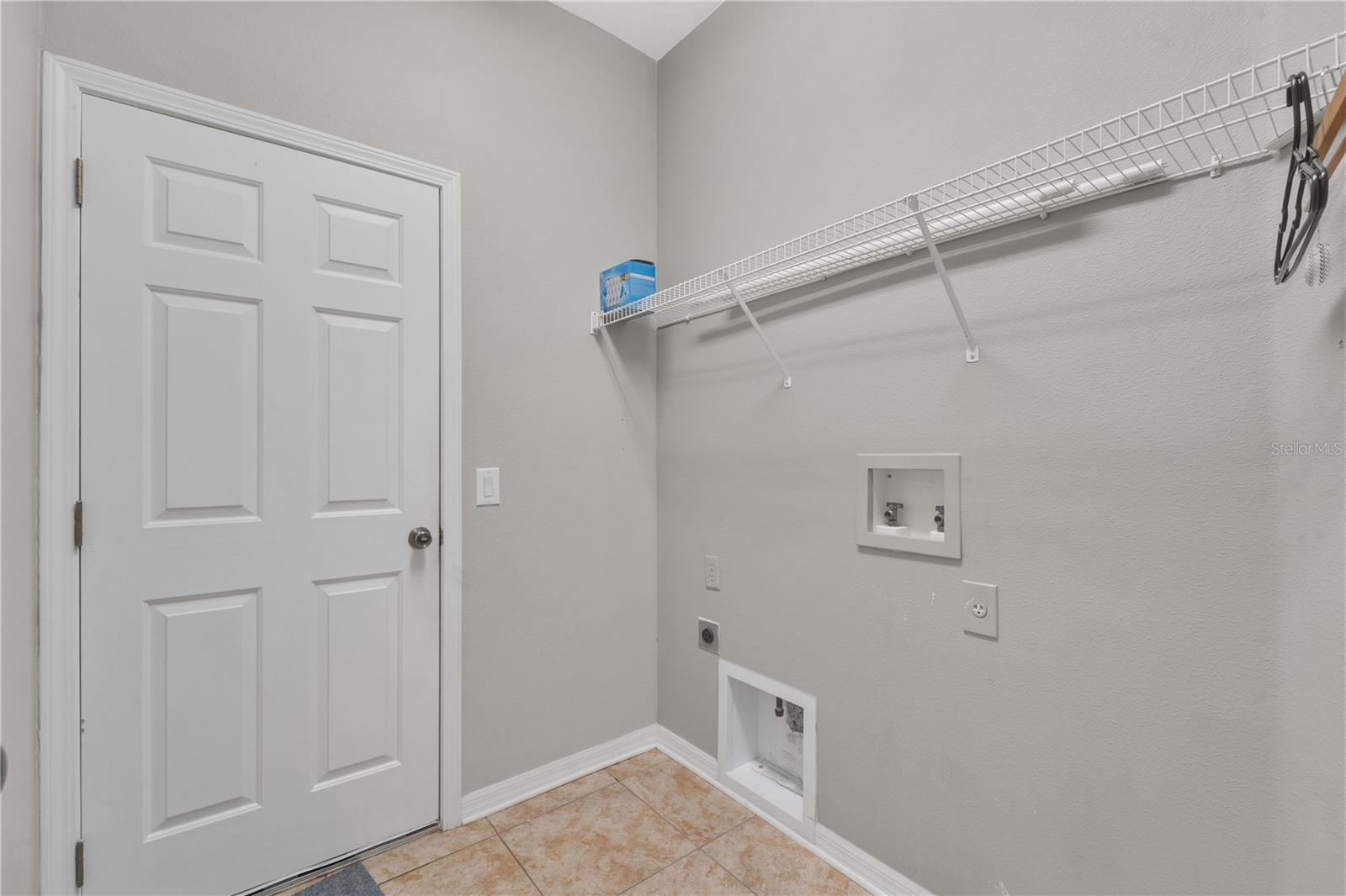 laundry room off the garage