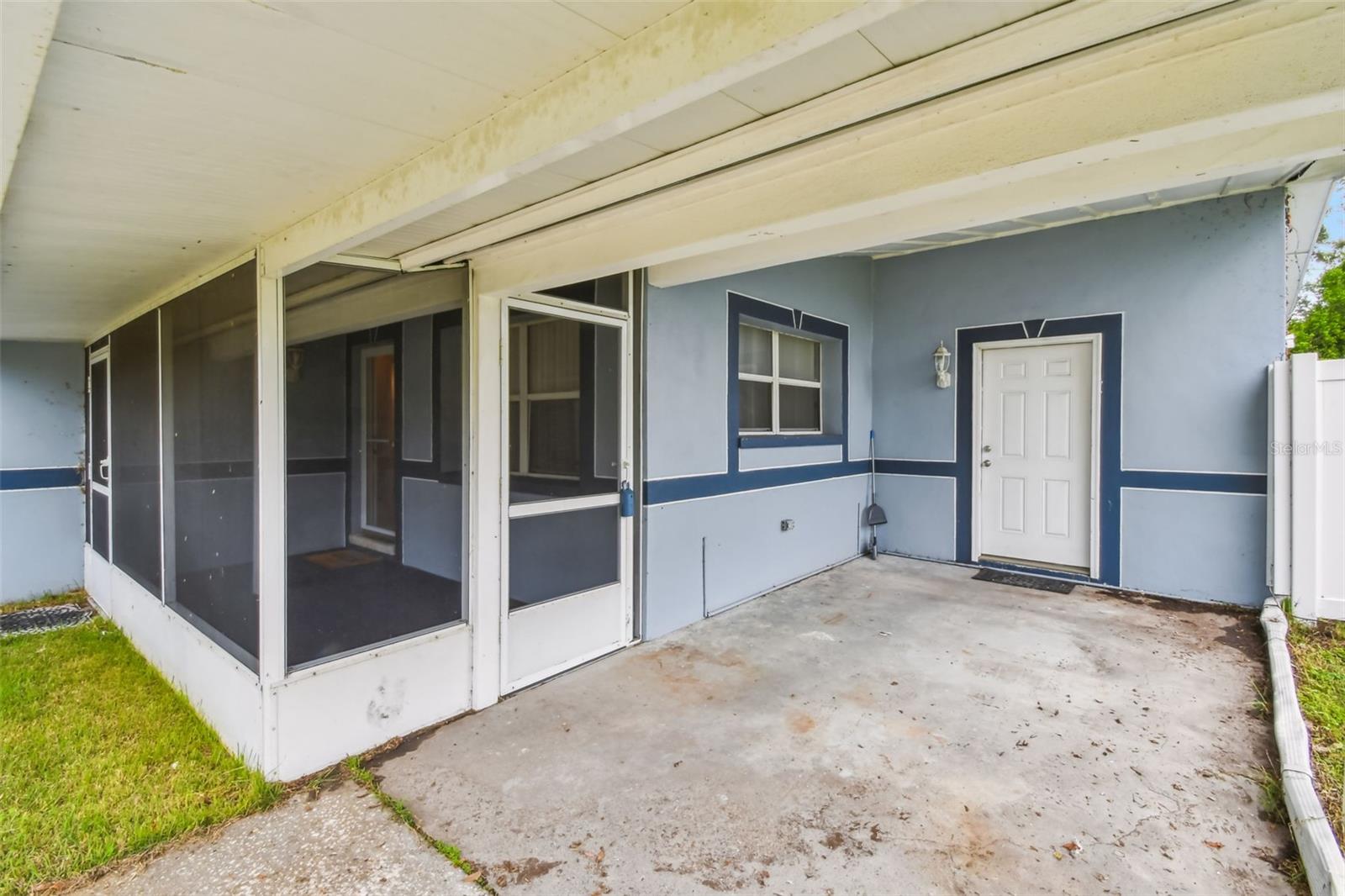 Carport