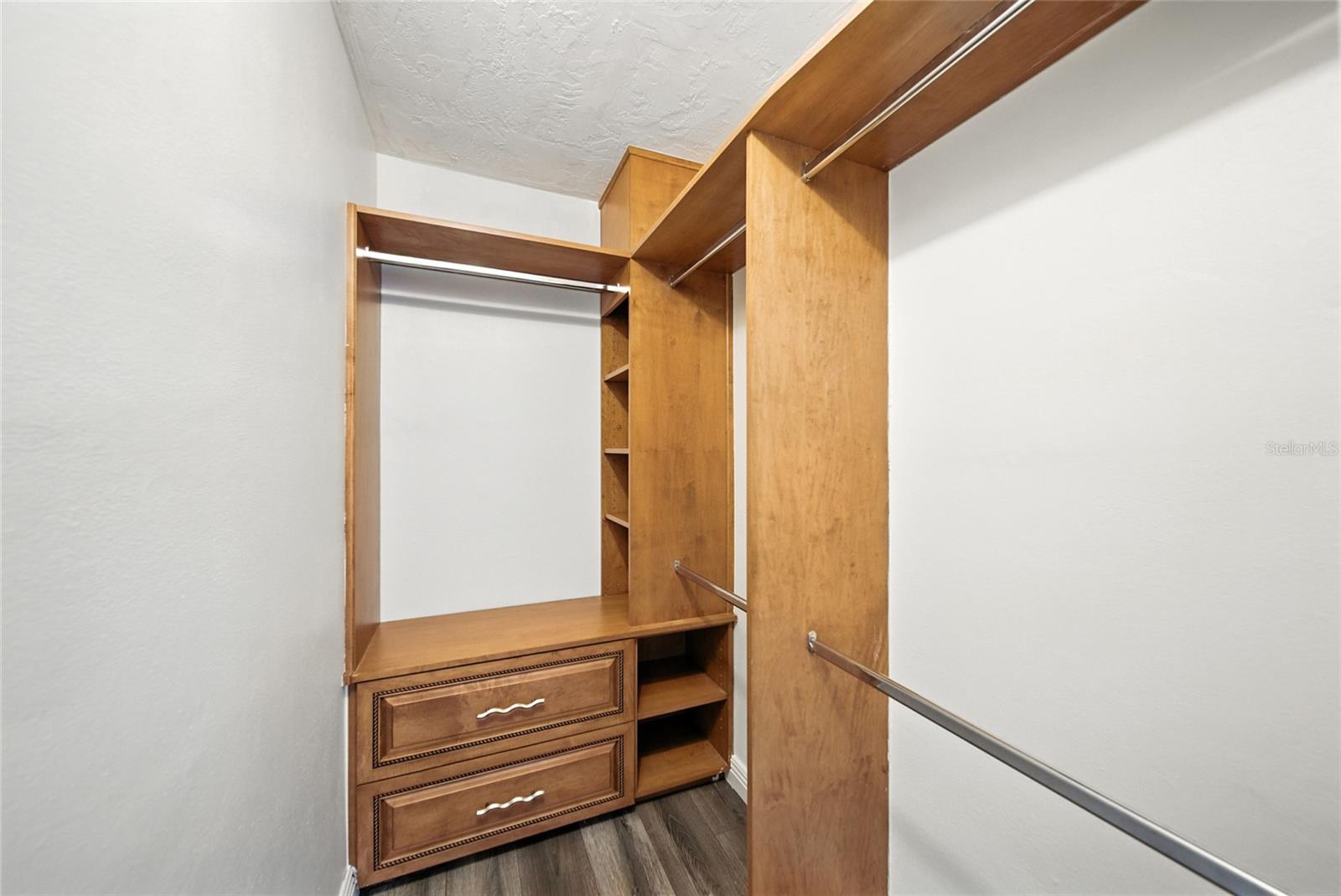 Walk in Closet