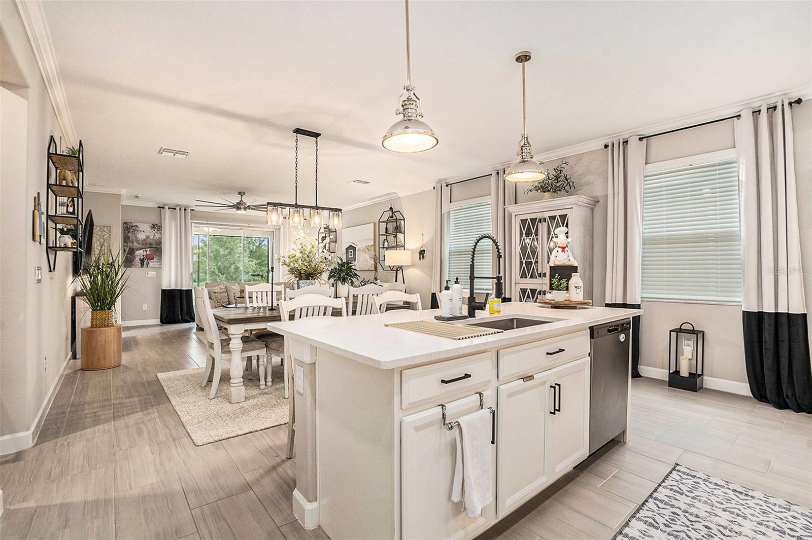 Open Floor View