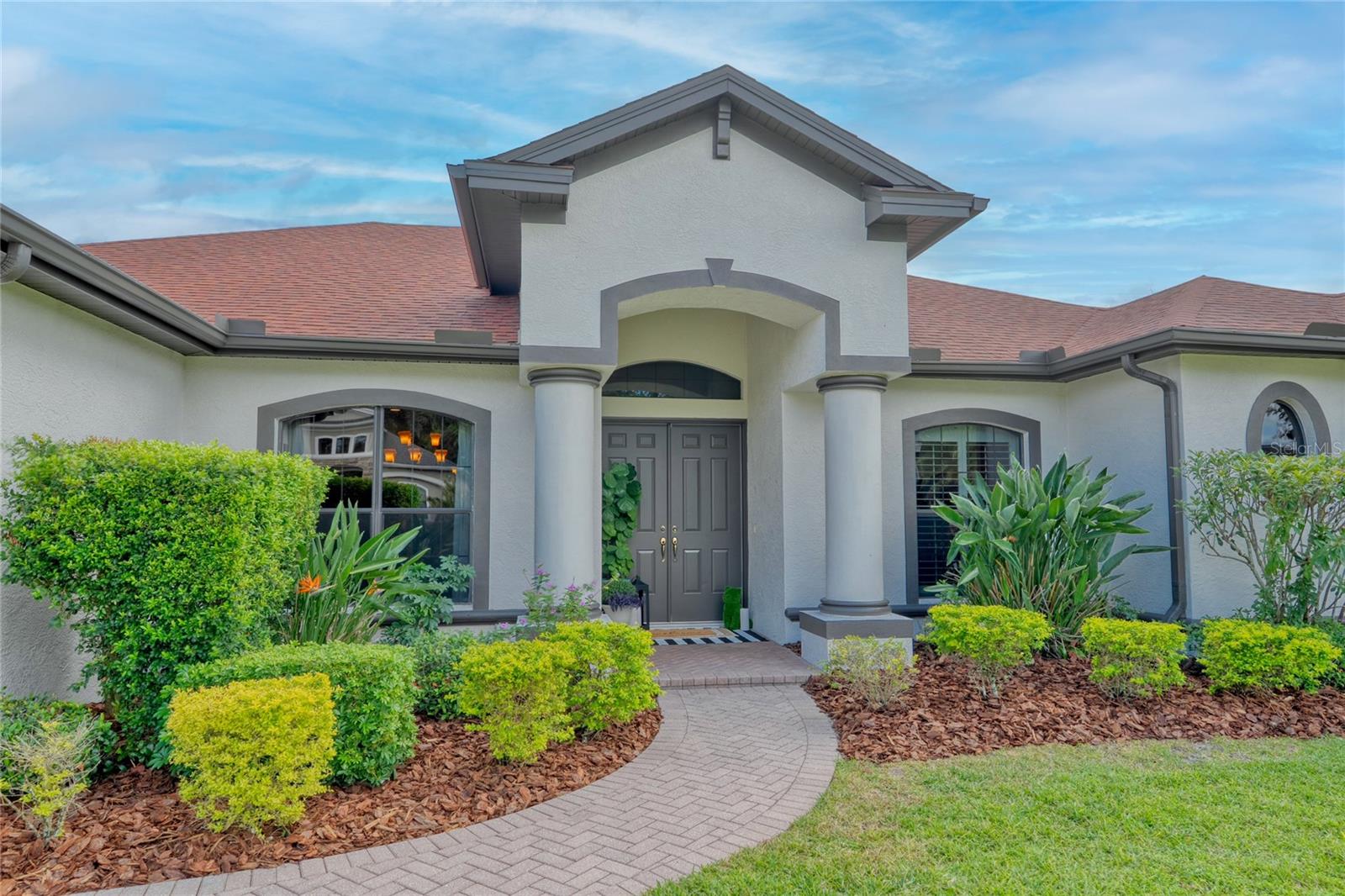Fresh exterior paint gives this home amazing curb appeal