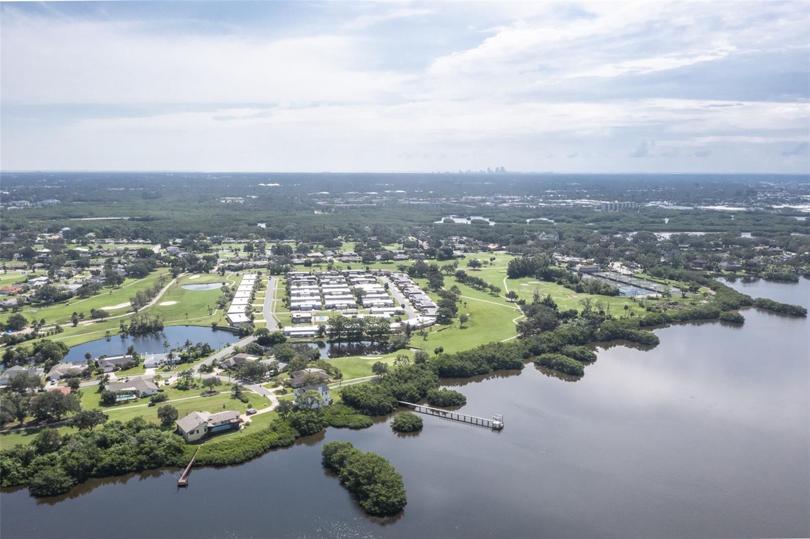 Borders Lake Seminole!