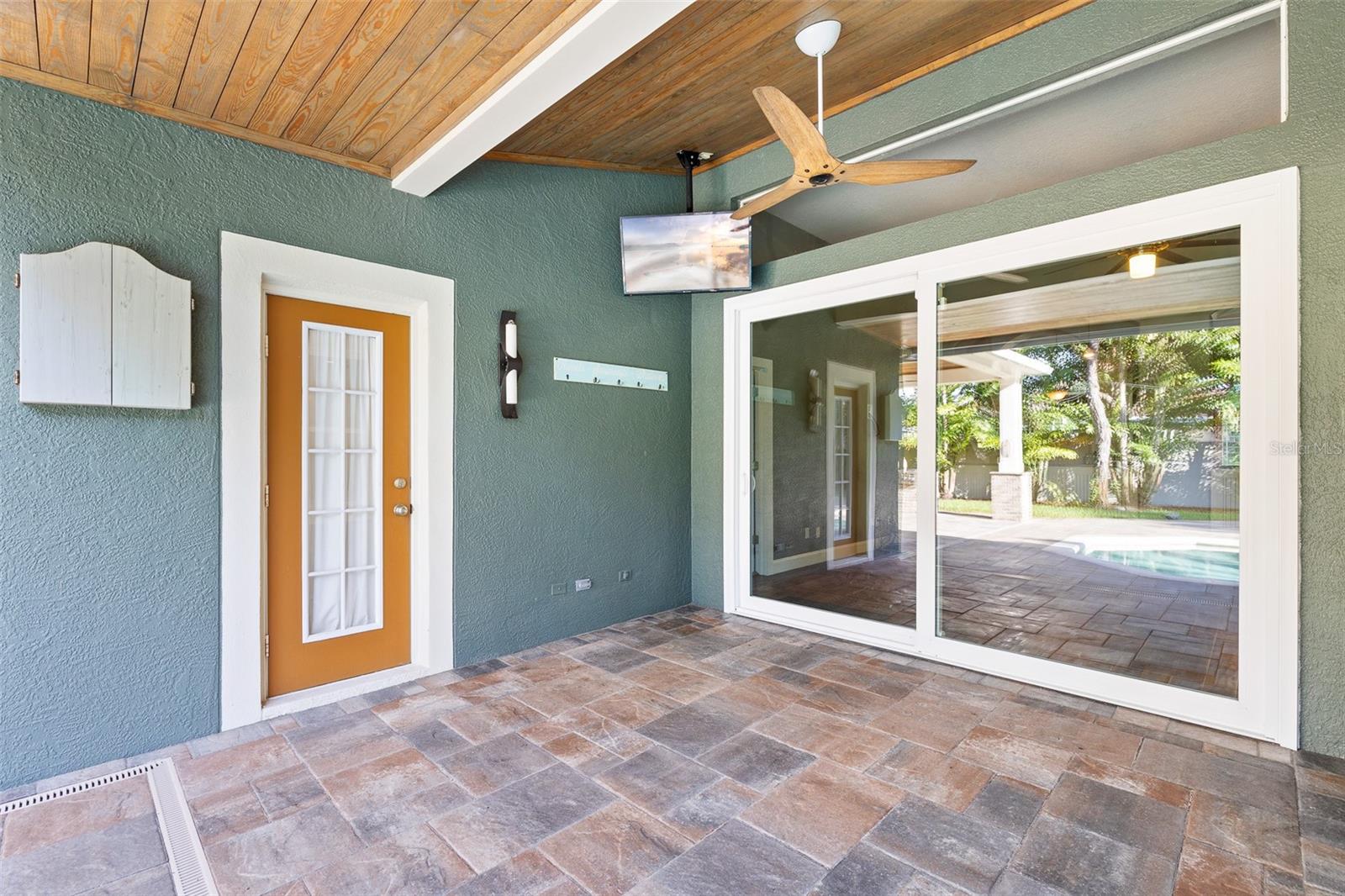 Covered Lanai