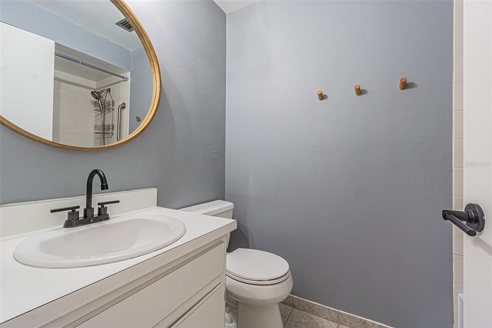 hall bath upstairs
