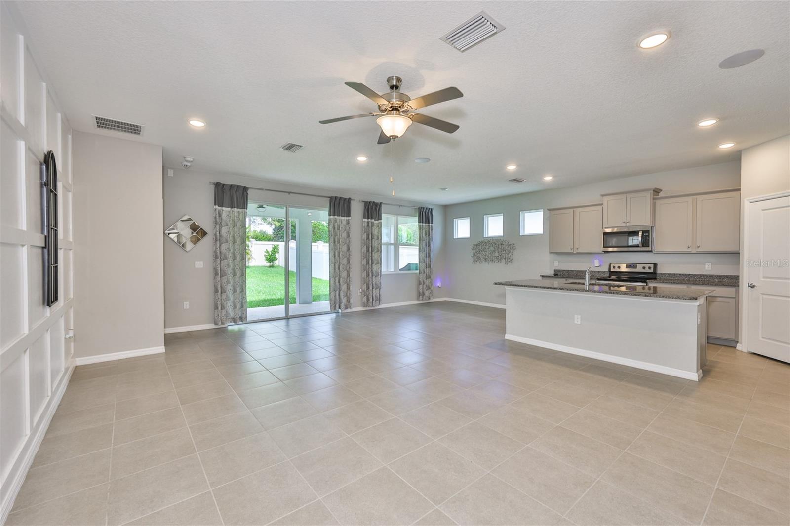Livingroom /Family room