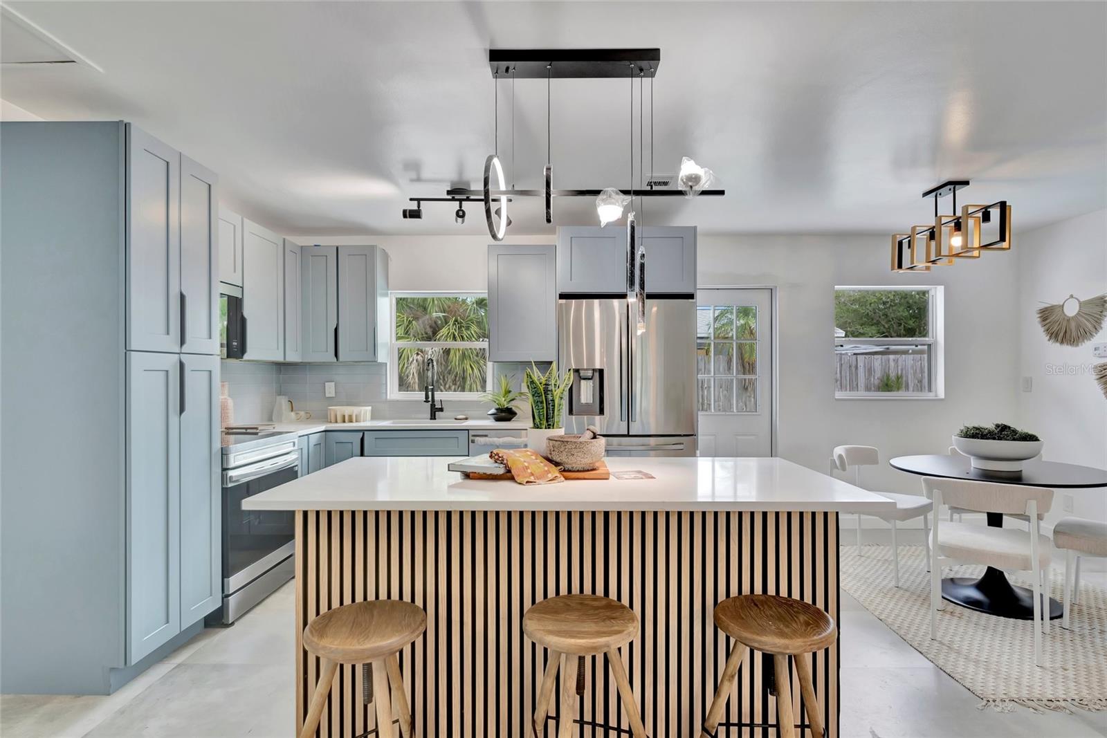The Kitchen Island / Kitchen