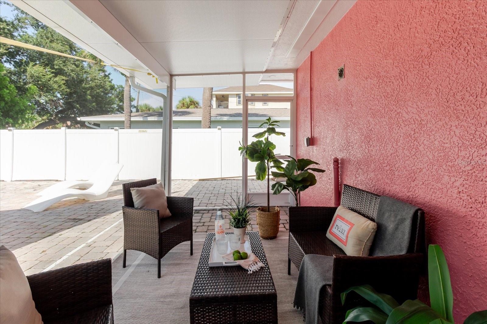 Covered/Screened-in Back Porch