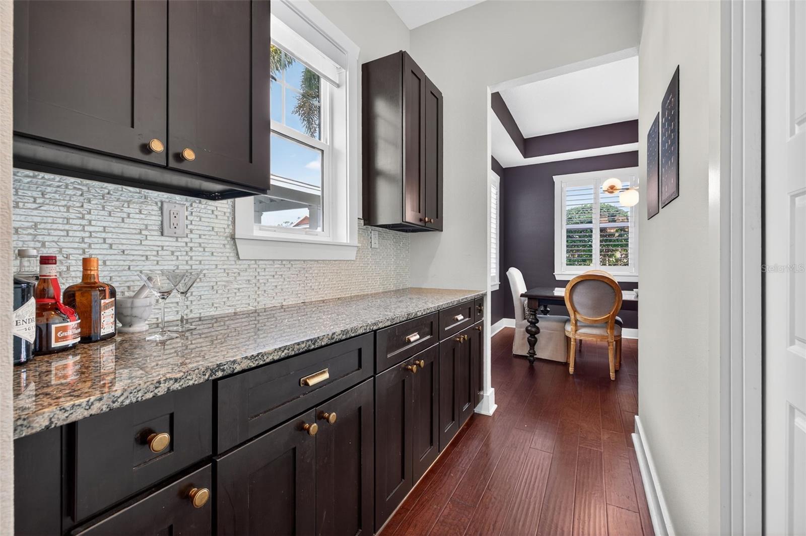 Butler's pantry and walk in pantry