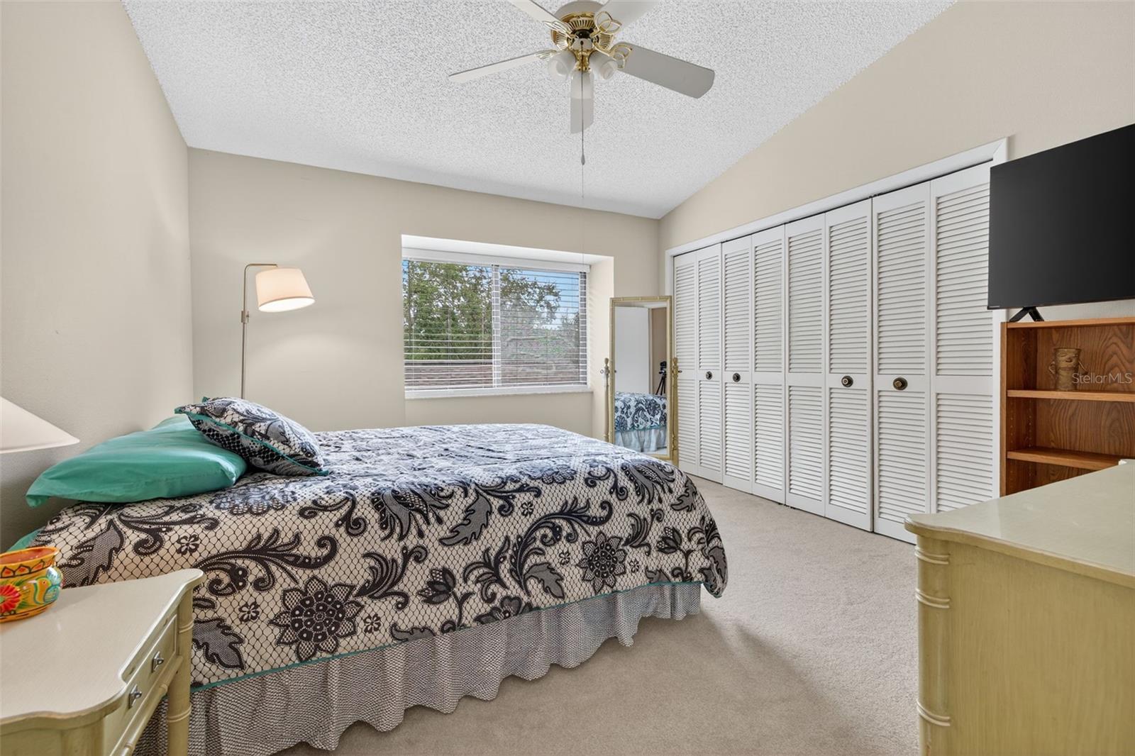 Guest room/home office
