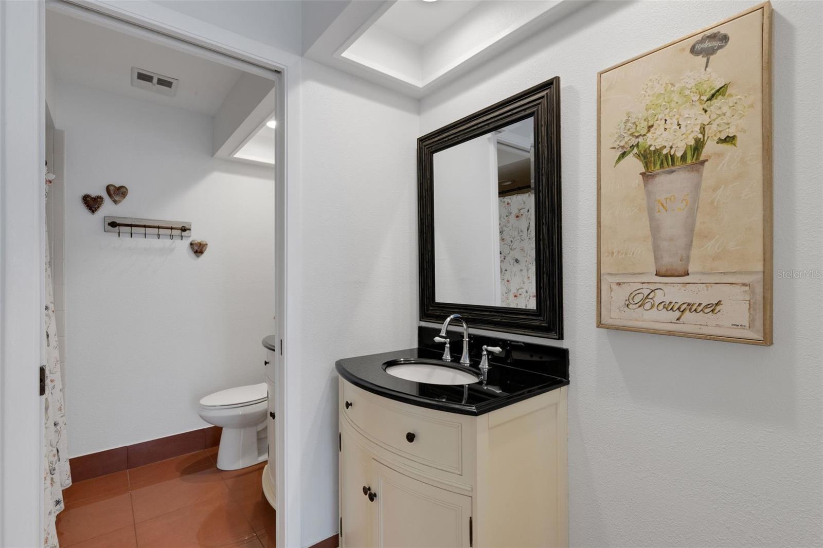 Dual vanities