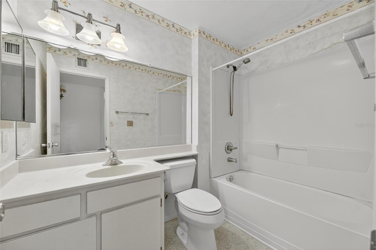 2nd Bathroom