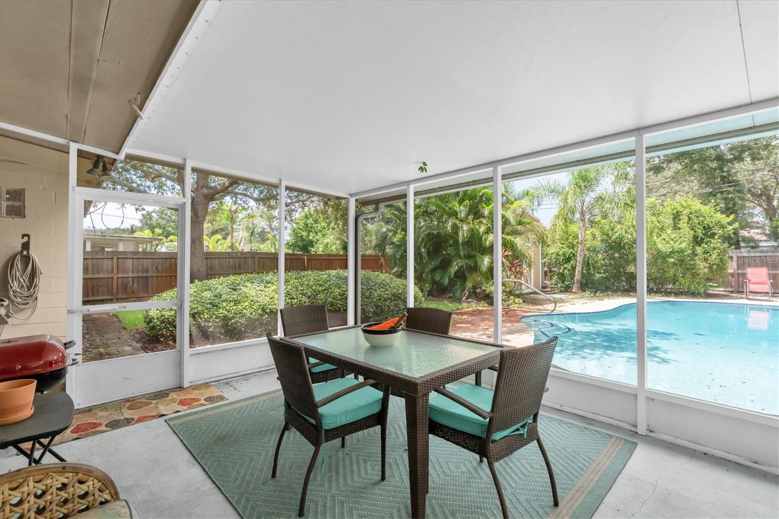 Screened in Lanai