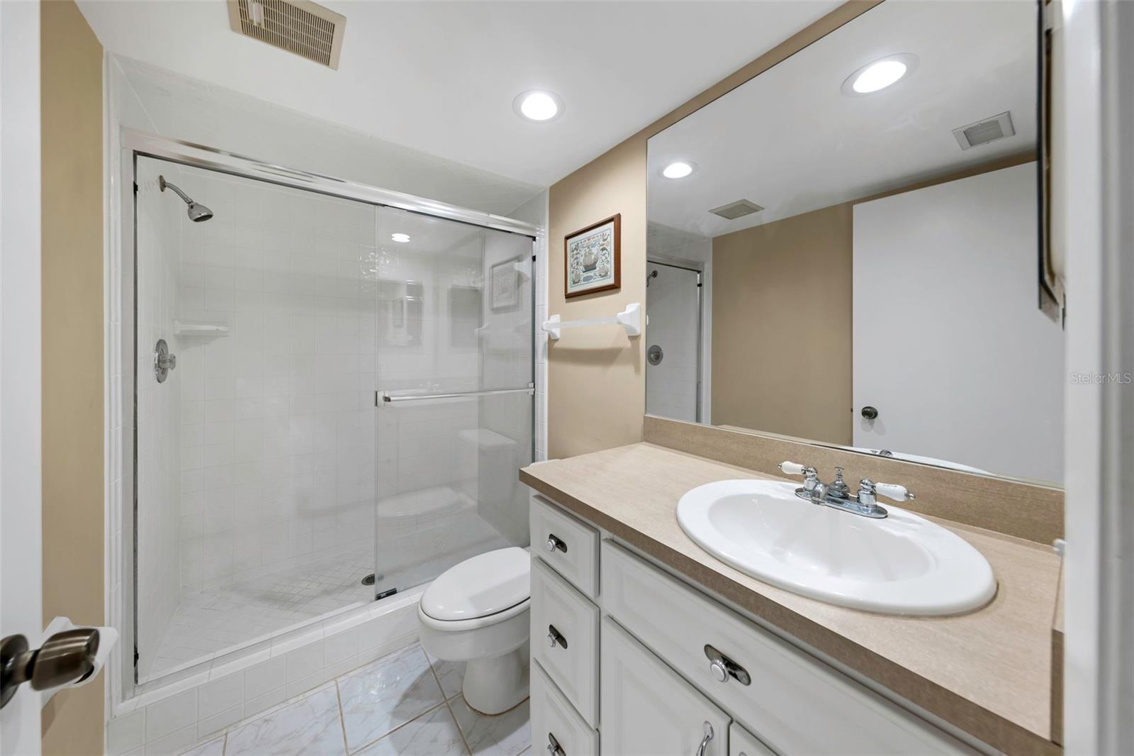 Bathroom #2