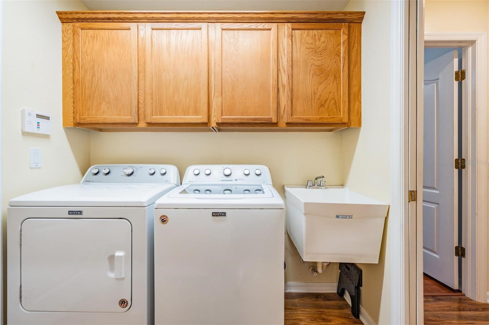 Walk-in laundry room