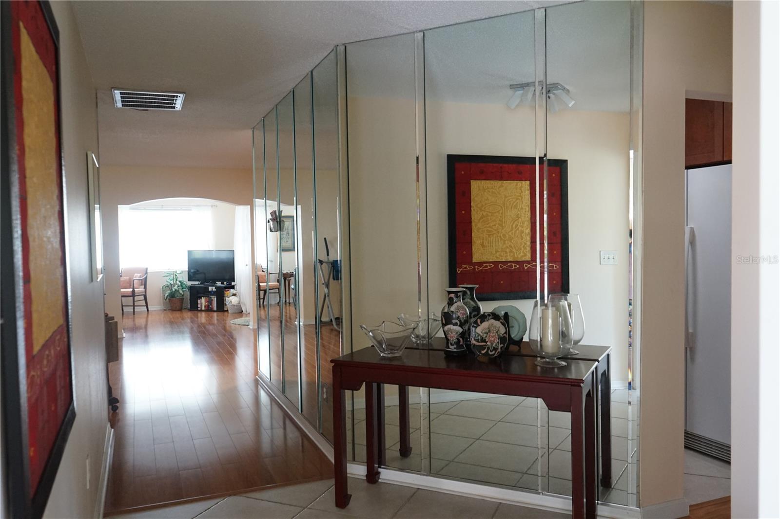 enter into foyer