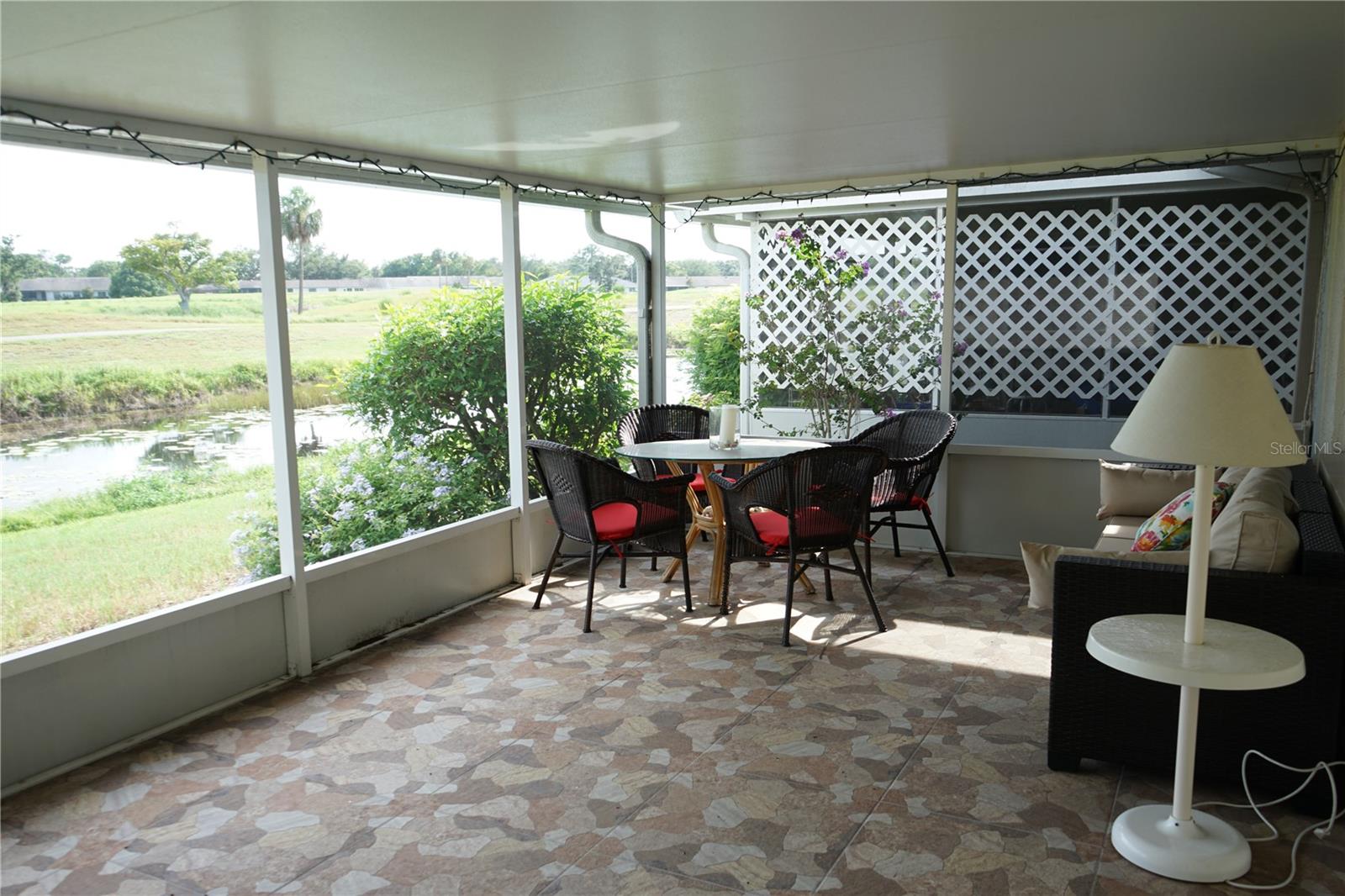 screened back lanai
