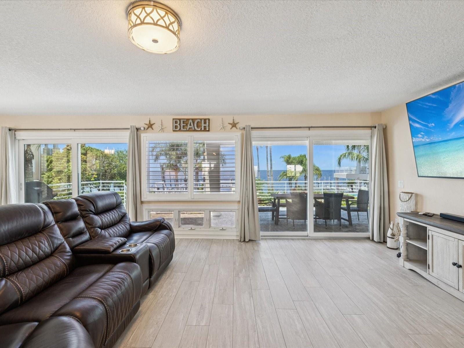 Watch virtual tour for more details
