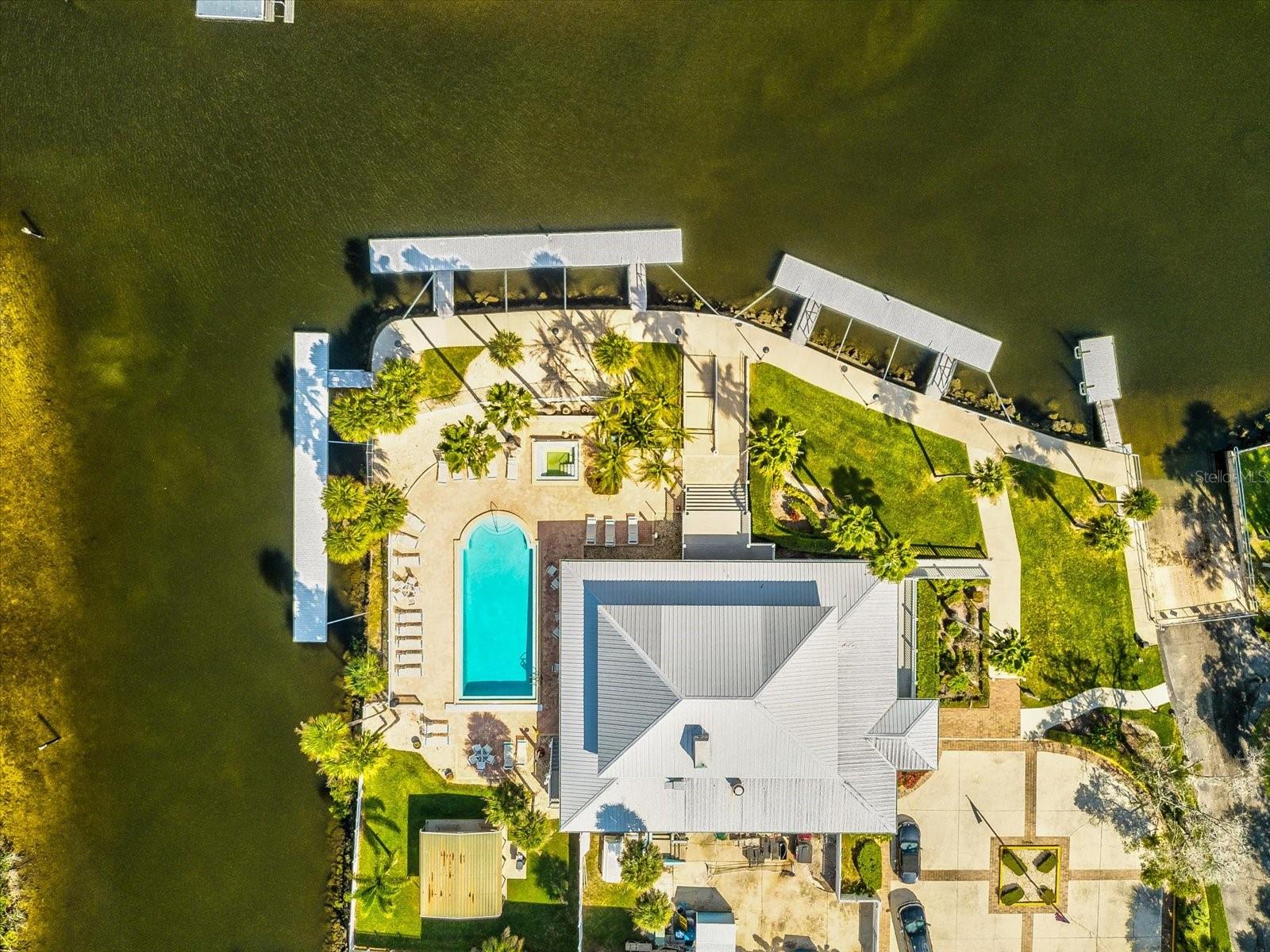 Gulf Harbors Beach Club