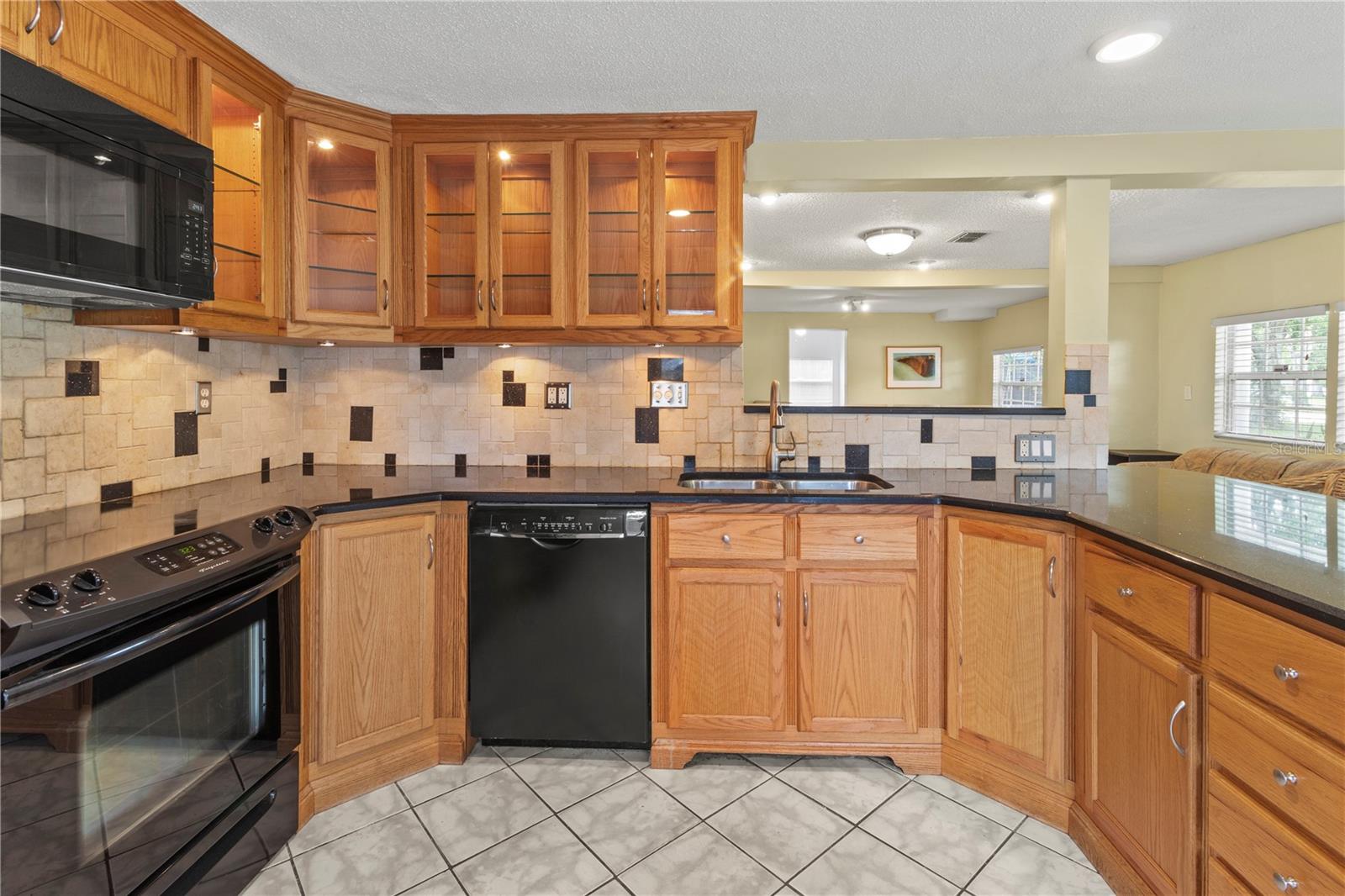Lots of light in this kitchen!