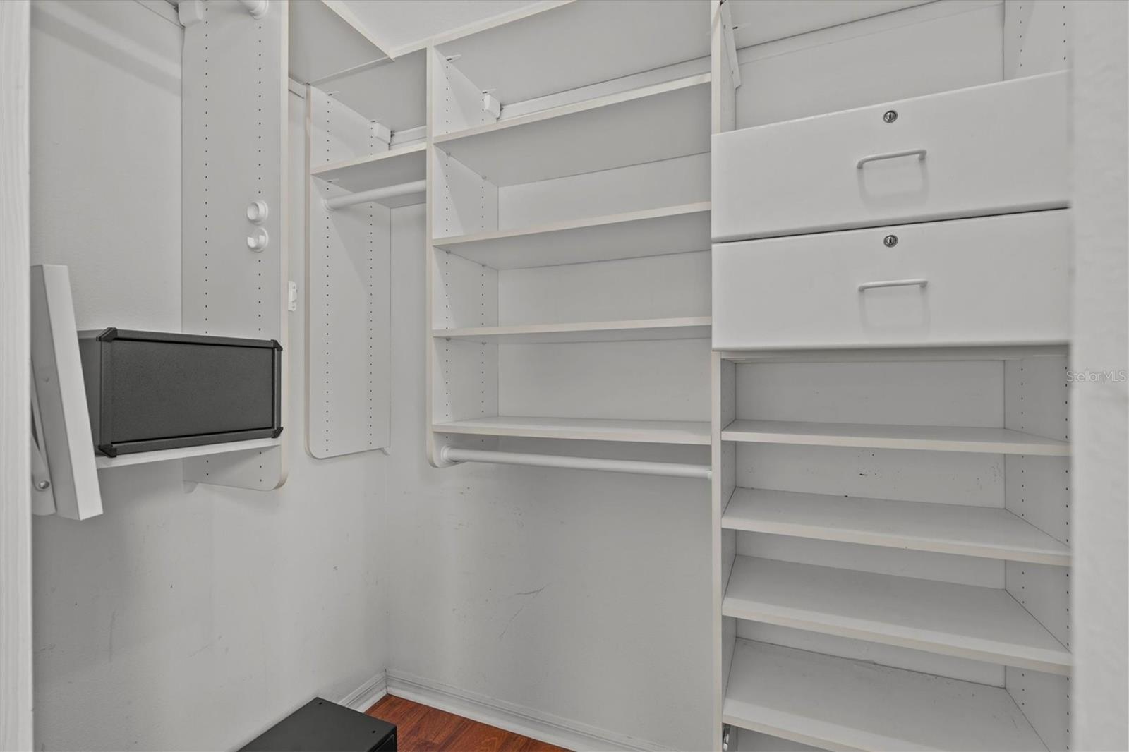2 walk in closets