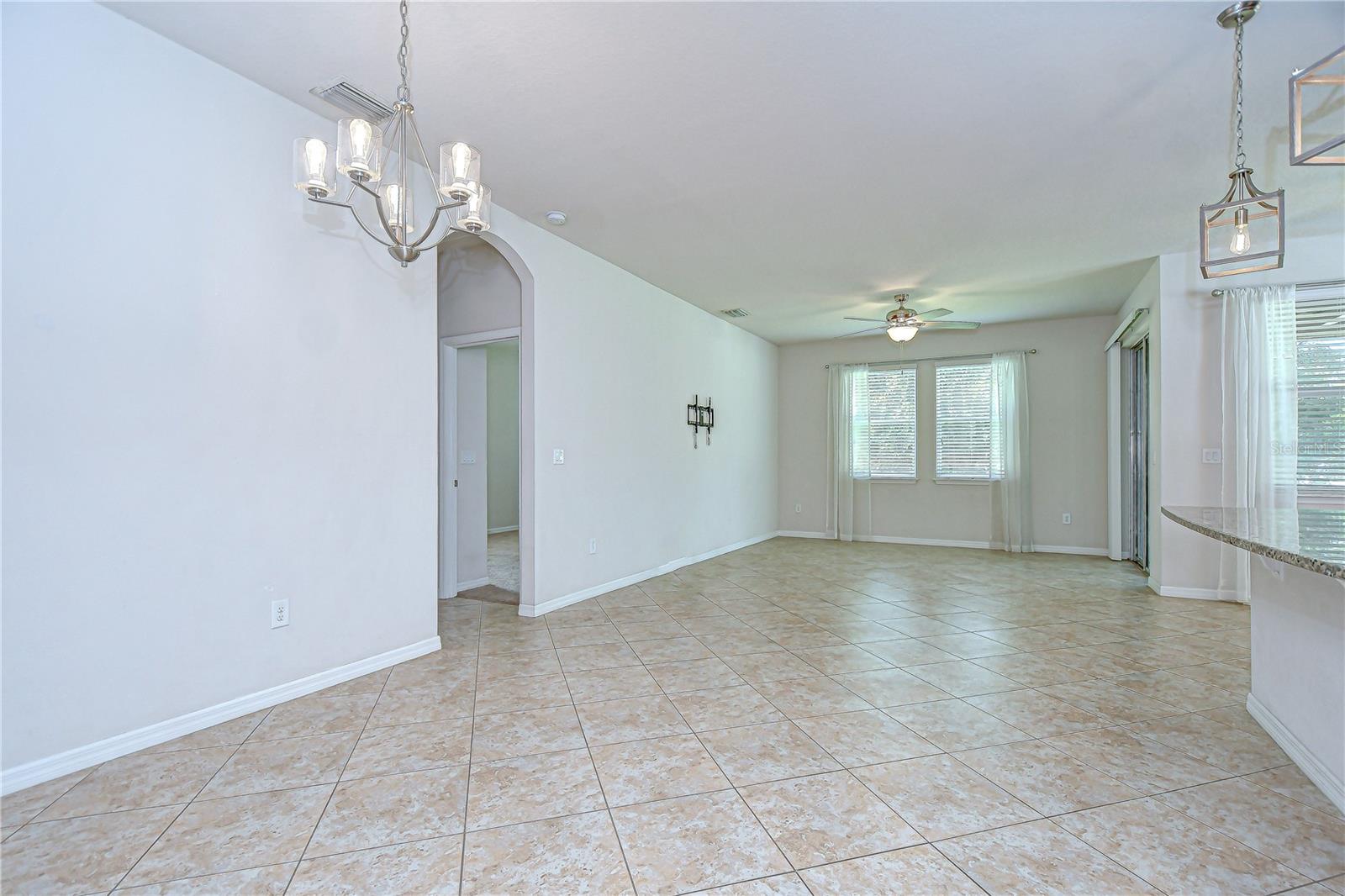 Dining room!