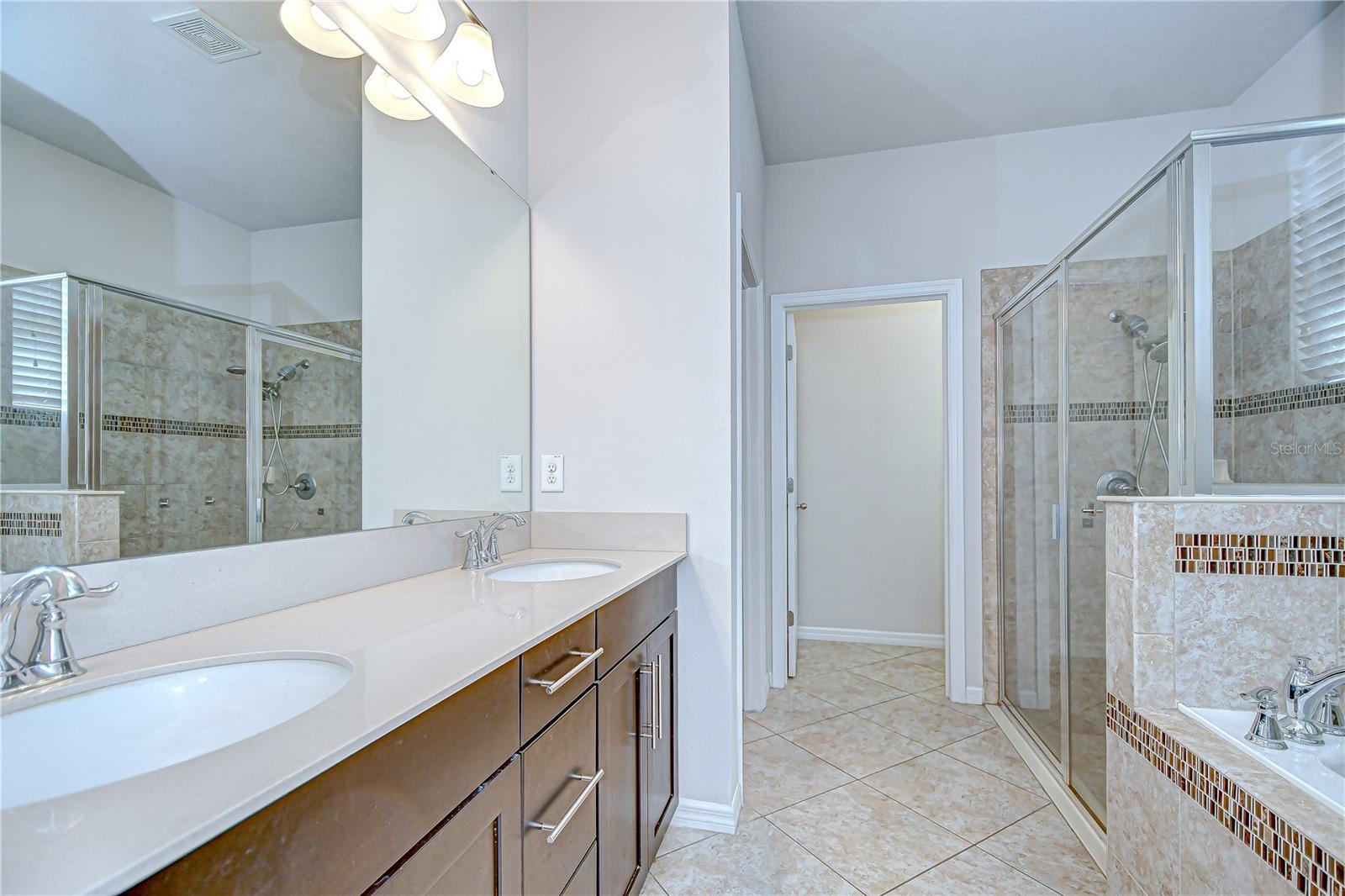 Dual sink vanity!