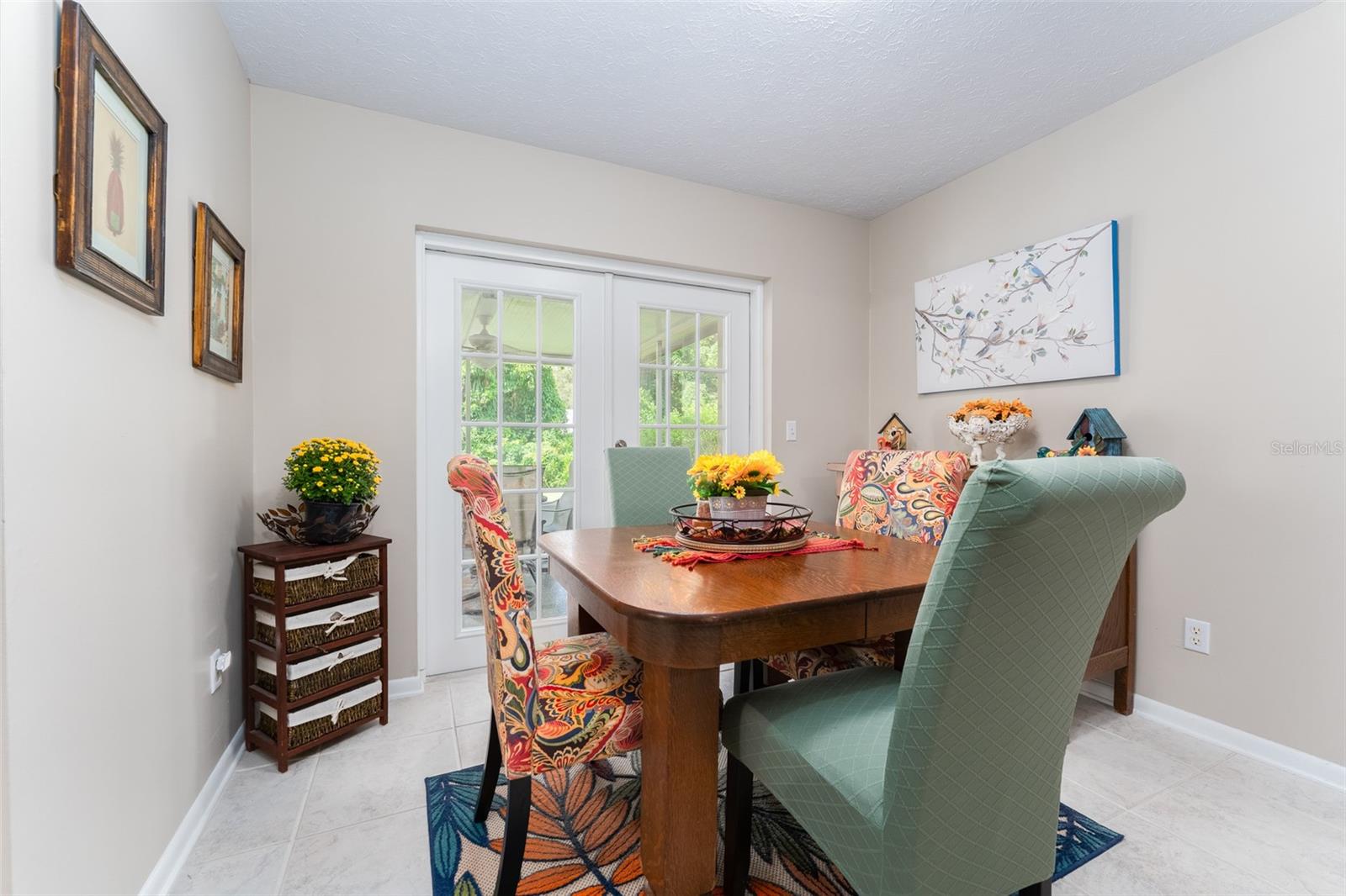 Dinette Area in Kitchen