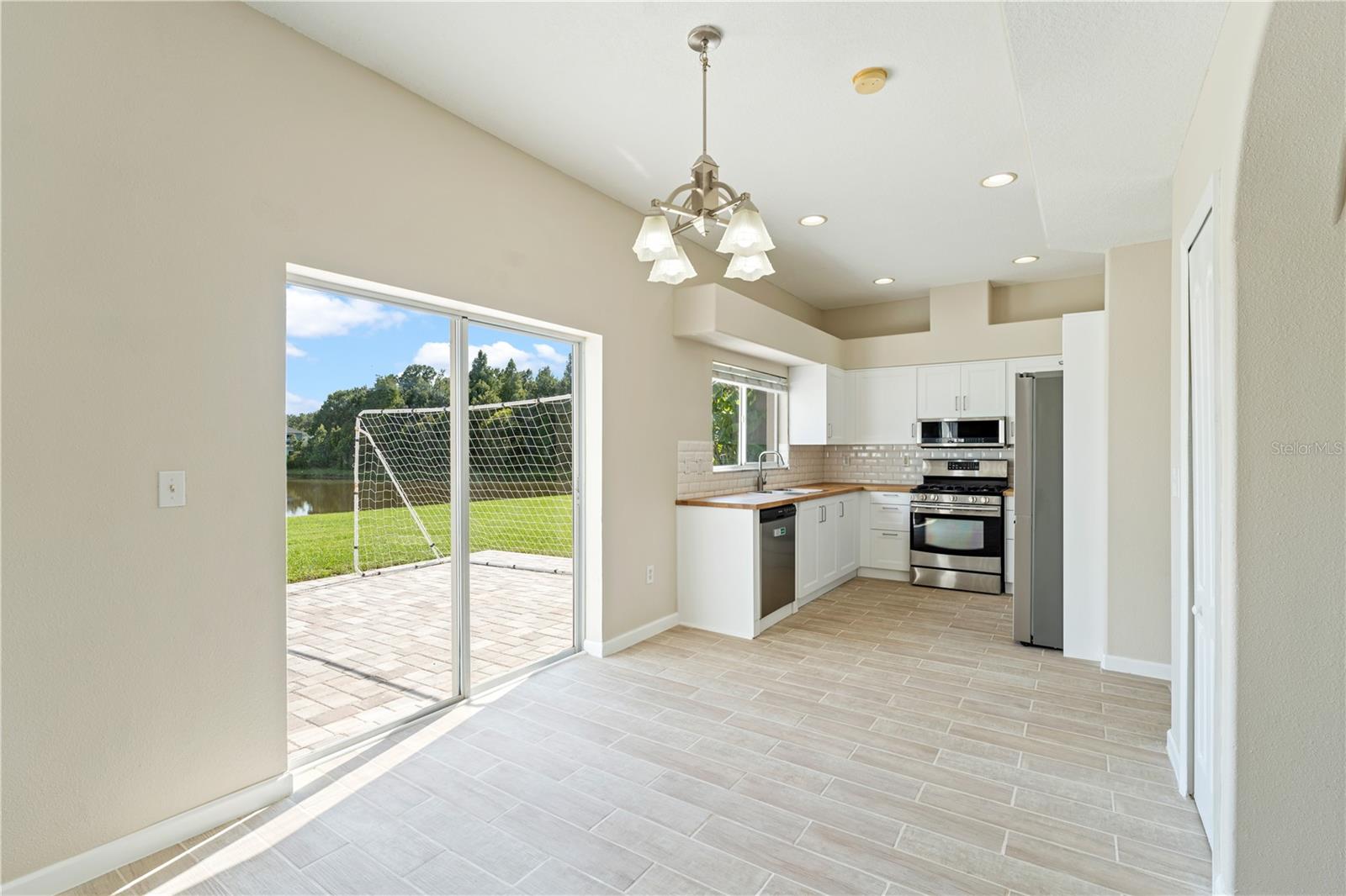 Informal Dining / Kitchen
