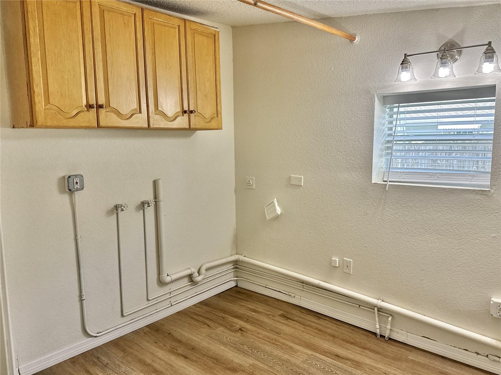 Separate Utility room
