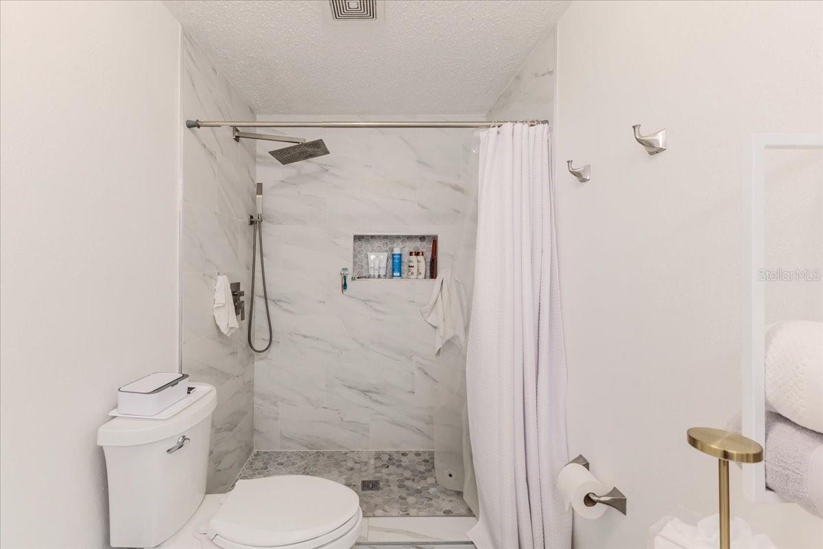 Walk in Shower