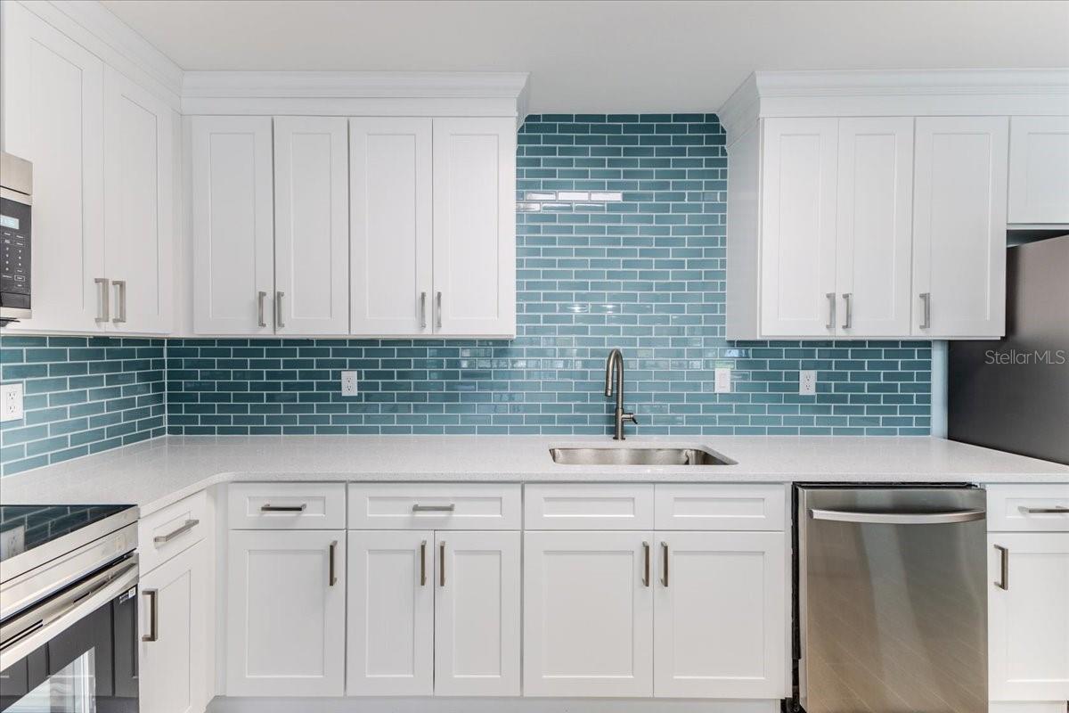 Subway Tiled Backsplash