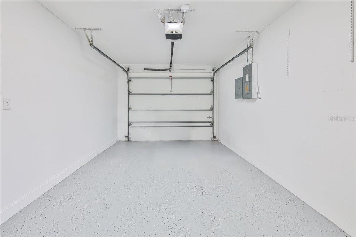 1 Car Oversized Garage