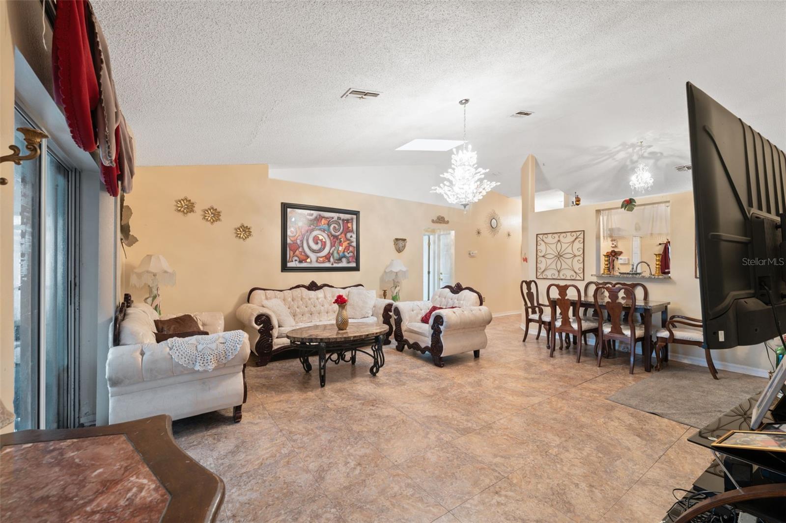 Living/Dining