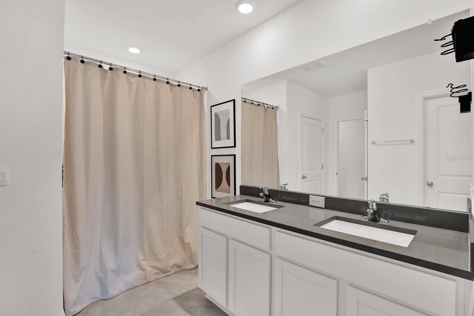 Ensuite bath