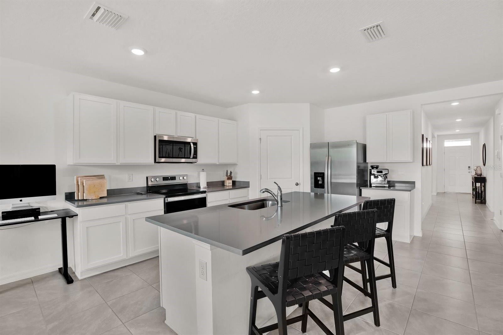 Walk in pantry