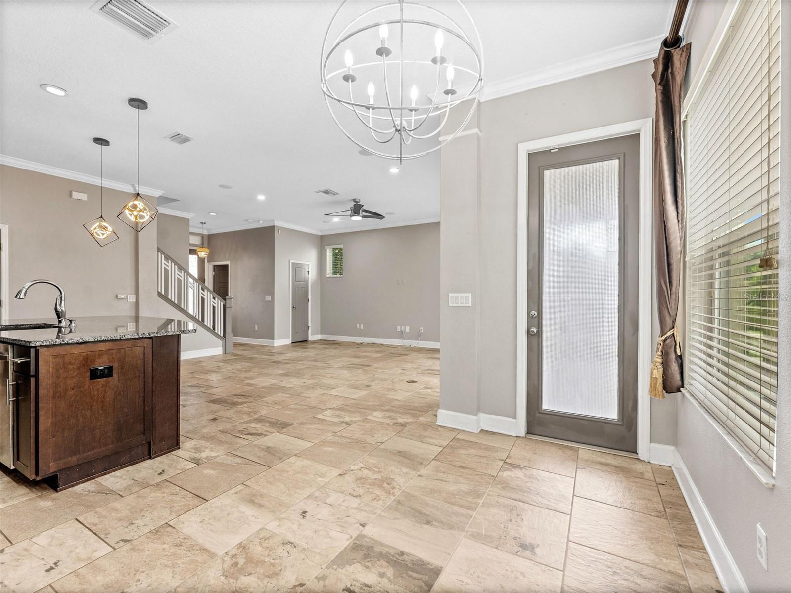 Spacious Dining area!