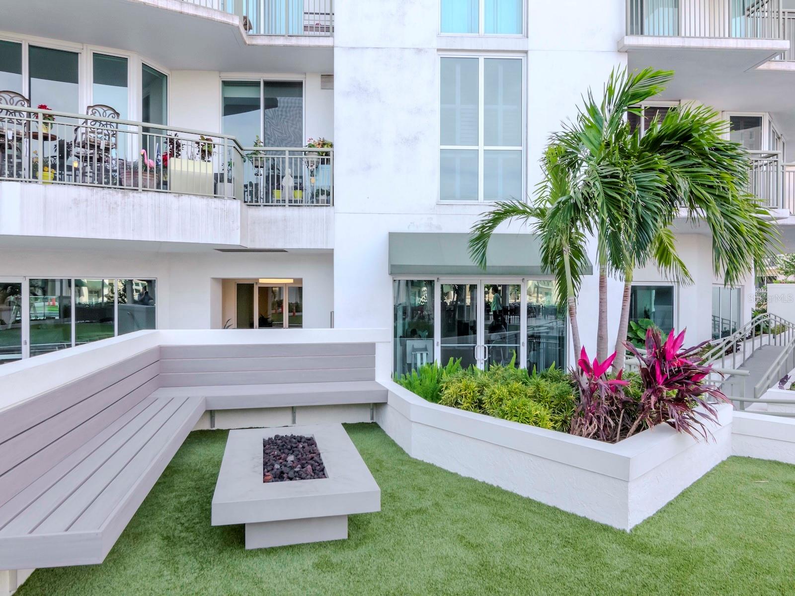 Palm Court Fire Pit