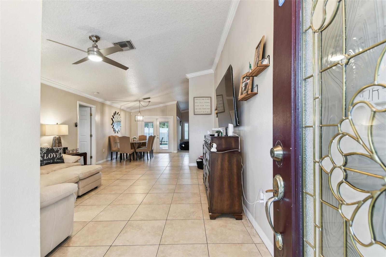 Front entry foyer