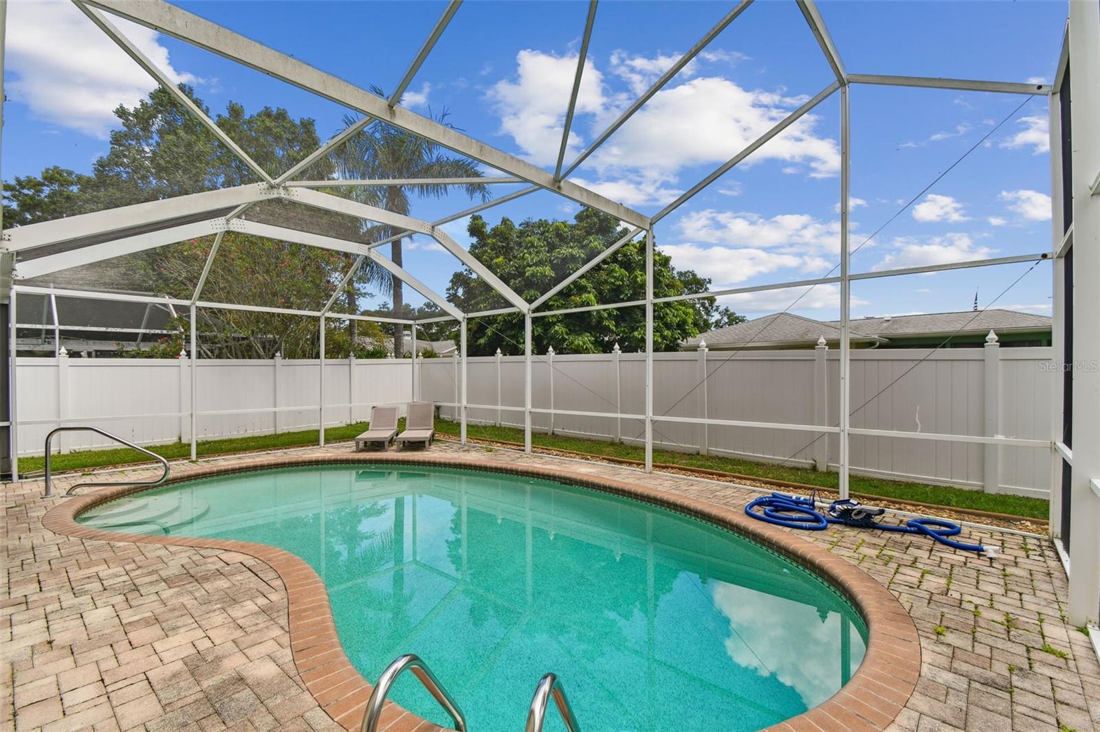 Screened pool