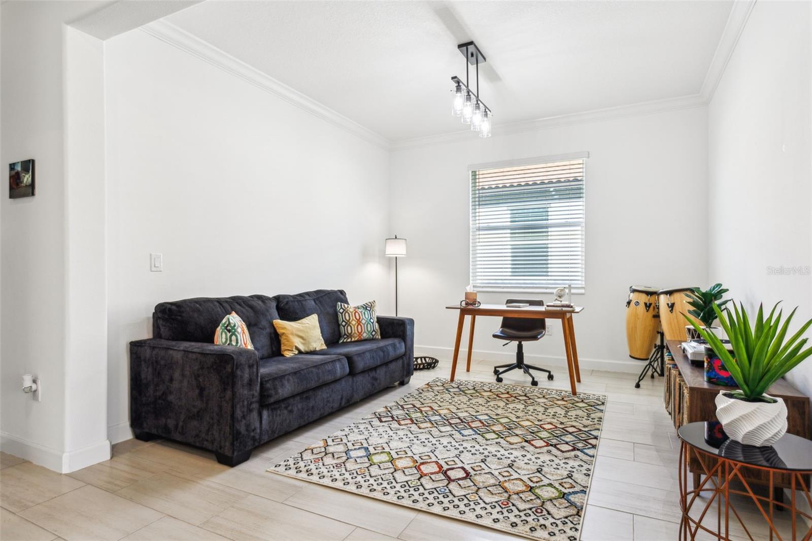 Possible 3rd BR or flex/media room