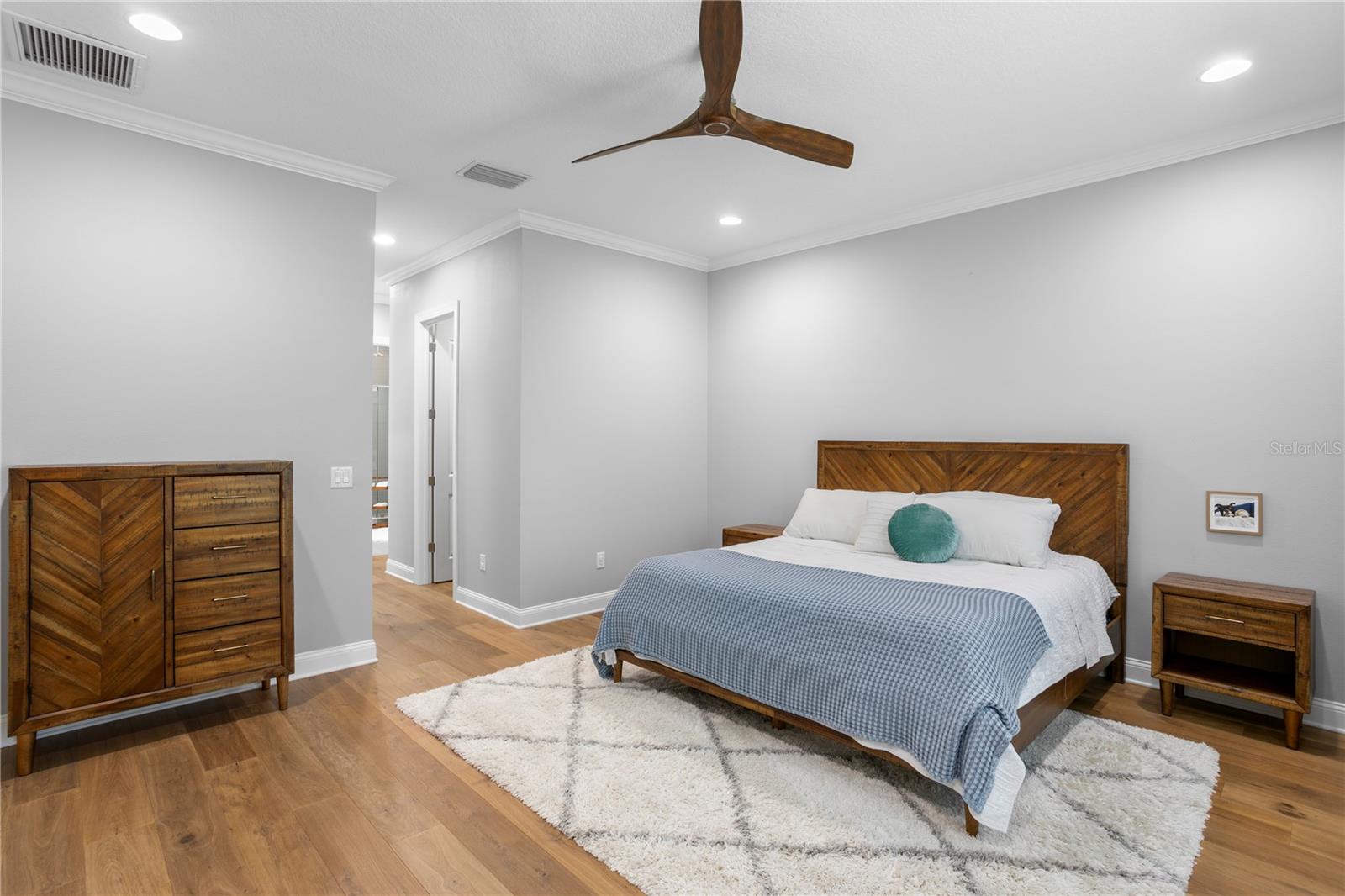 Primary suite with en-suite and walk-in closets!