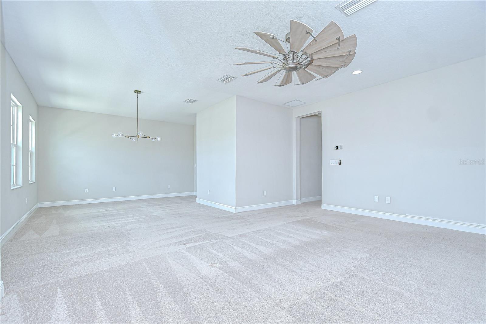 Show-Stopping Bonus Room!
