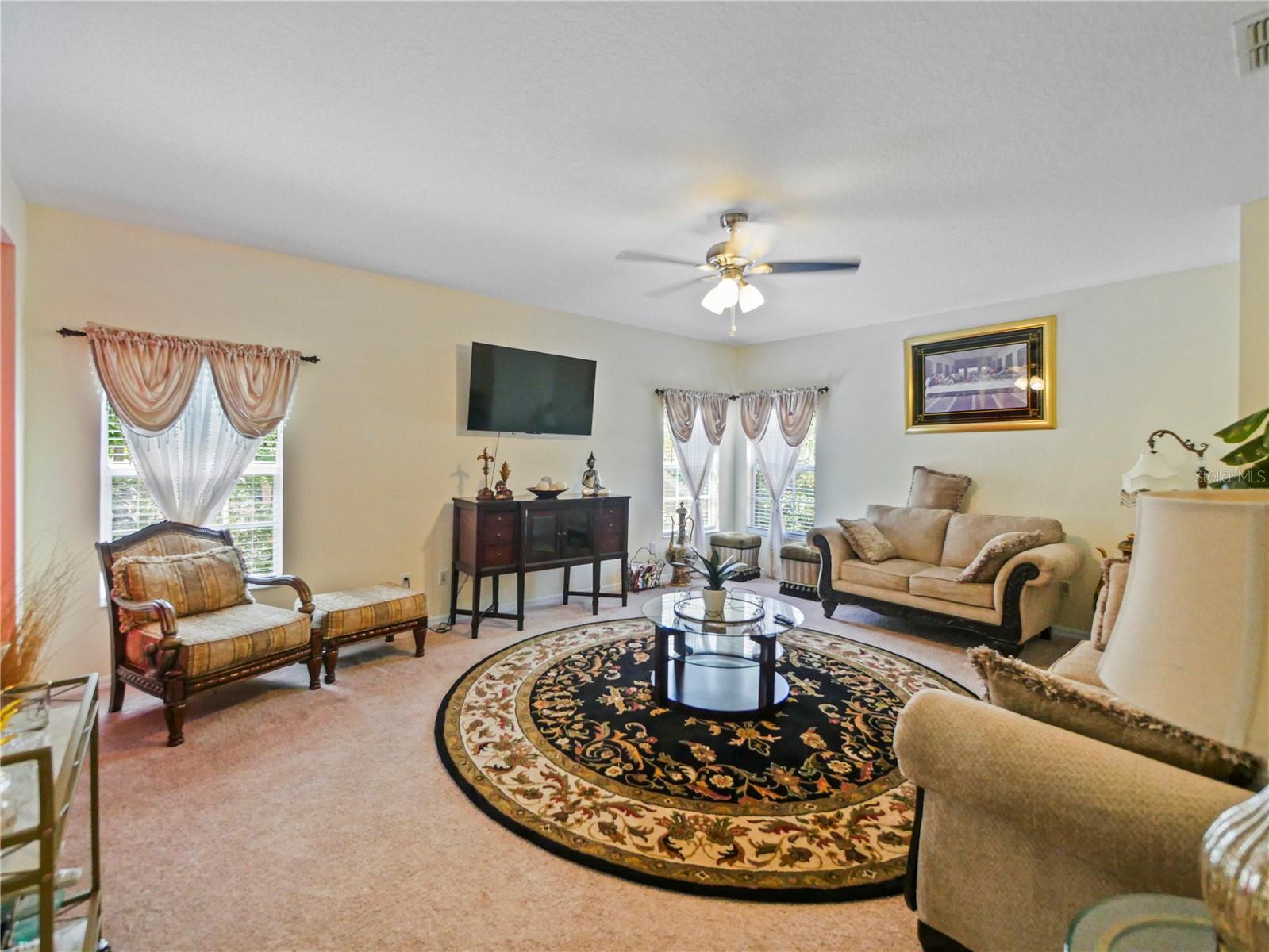 2nd Floor Bonus room, perfect for Movie/Play area/ Large office, you name it