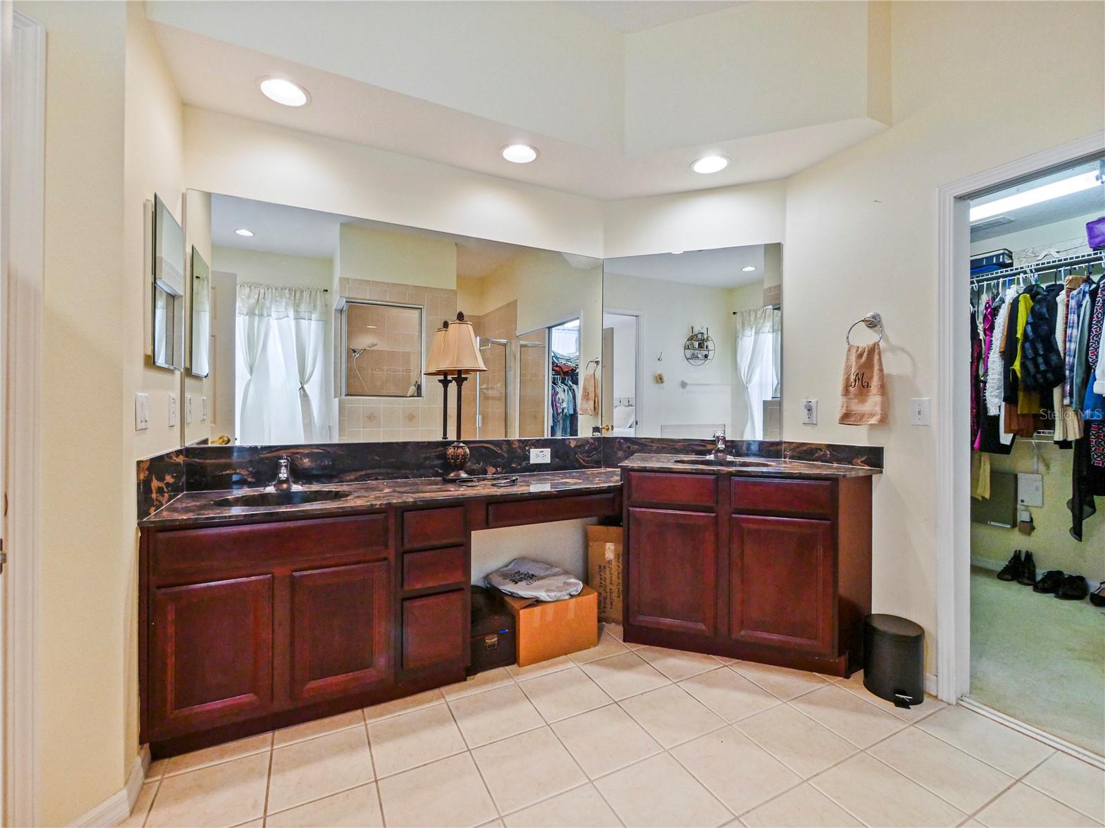 Dual Sink with Make-up seating station