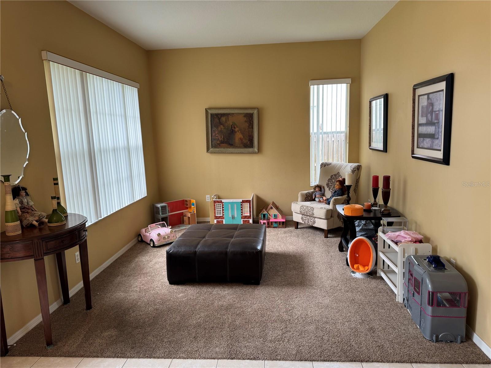 Can be Formal Dining area or Parlor