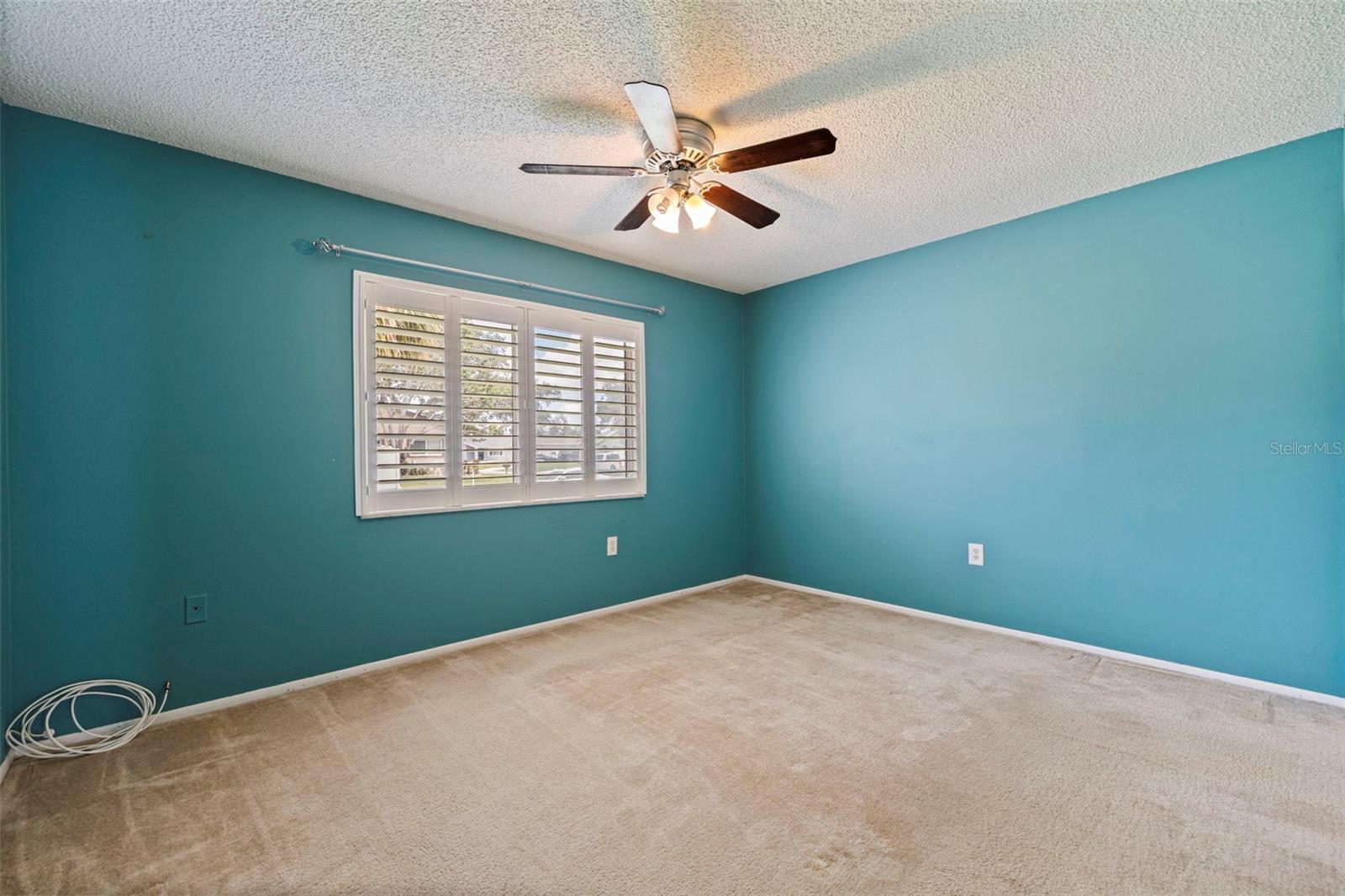 2nd bedroom