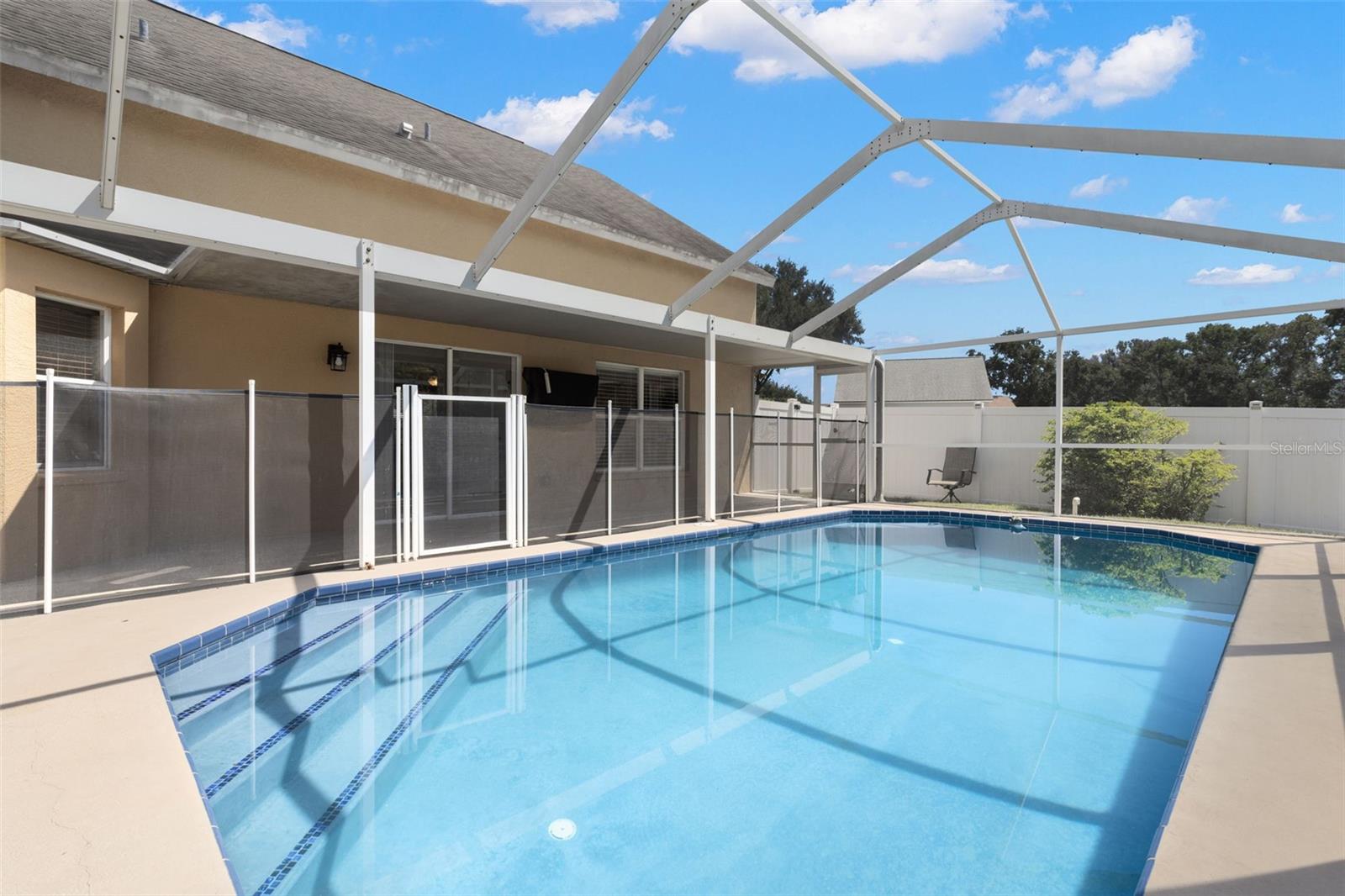 Pool 2