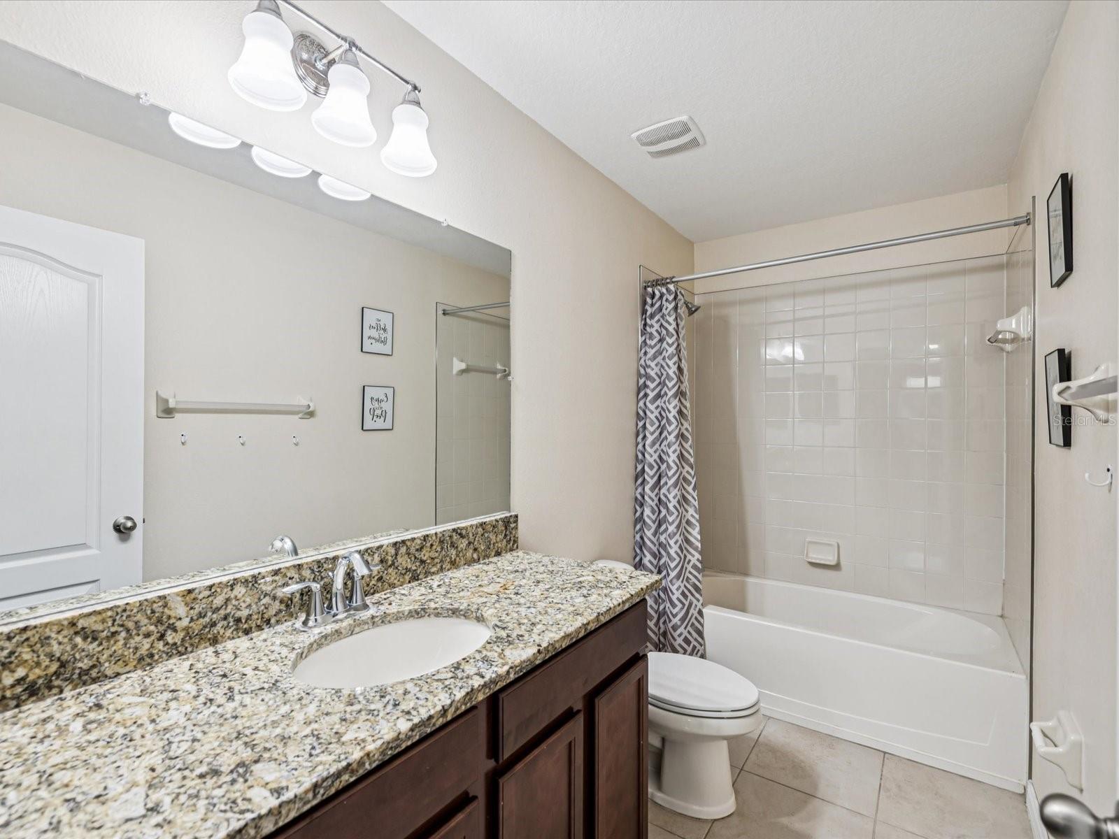 Hall bathroom for bedrooms